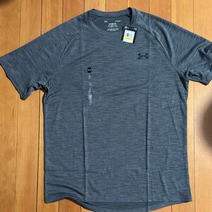 Under Armour T Shirt